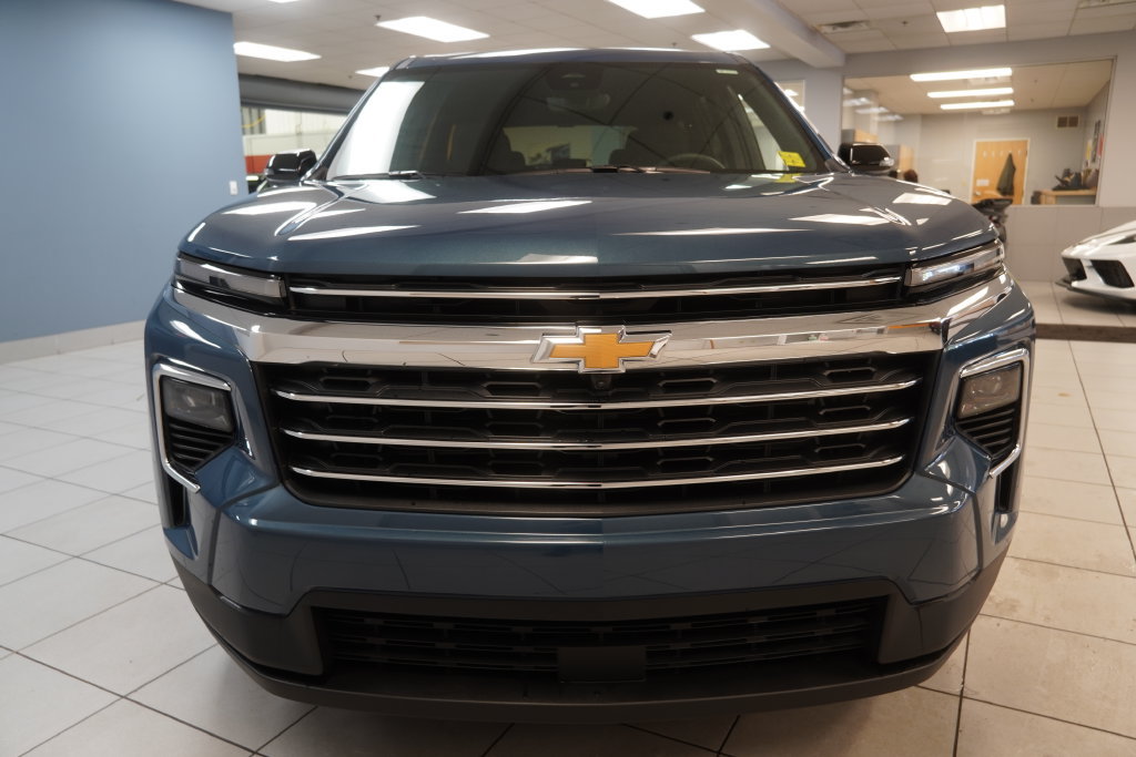 Used 2026 Chevrolet Traverse LT w/ Driver Confidence Package FWD image 15