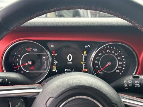 Used 2019 Jeep Wrangler Unlimited Rubicon image 29