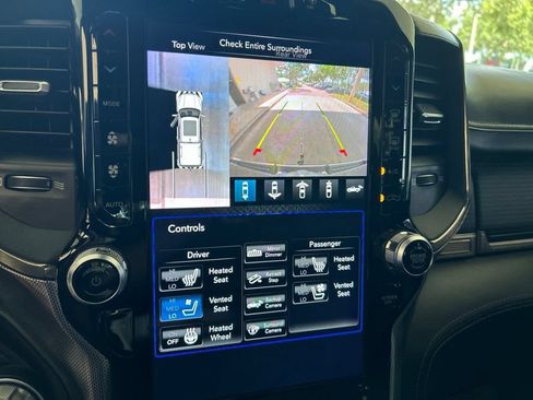 Used 2019 RAM 1500 Limited AWD/4WD image 10