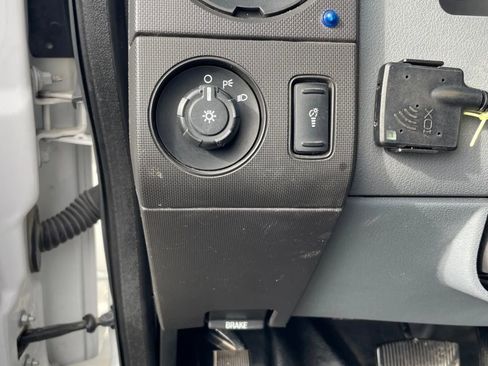 Used 2015 Ford F250 XL w/ Power Equipment Group image 23