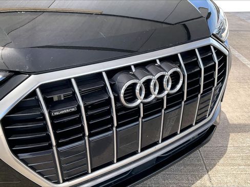 Used 2023 Audi Q3 2.0T Premium Plus w/ Premium Plus Package AWD/4WD image 29