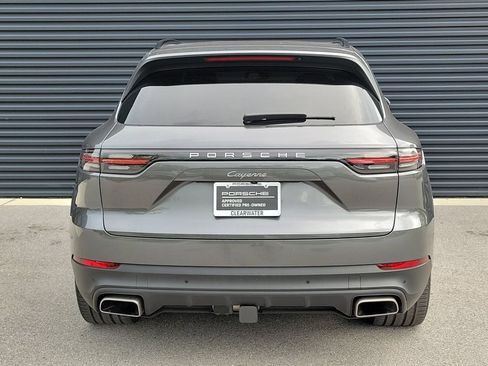 Certified 2023 Porsche Cayenne AWD/4WD image 6