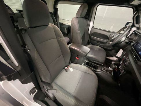 Used 2024 Jeep Wrangler Sport S image 25