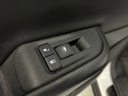 Used 2024 Jeep Grand Cherokee L Limited w/ Luxury Tech Group II image 18