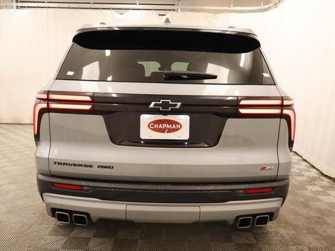 Used 2025 Chevrolet Traverse Z71 AWD/4WD image 5