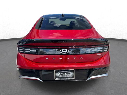 Used 2025 Hyundai Sonata Limited FWD image 4