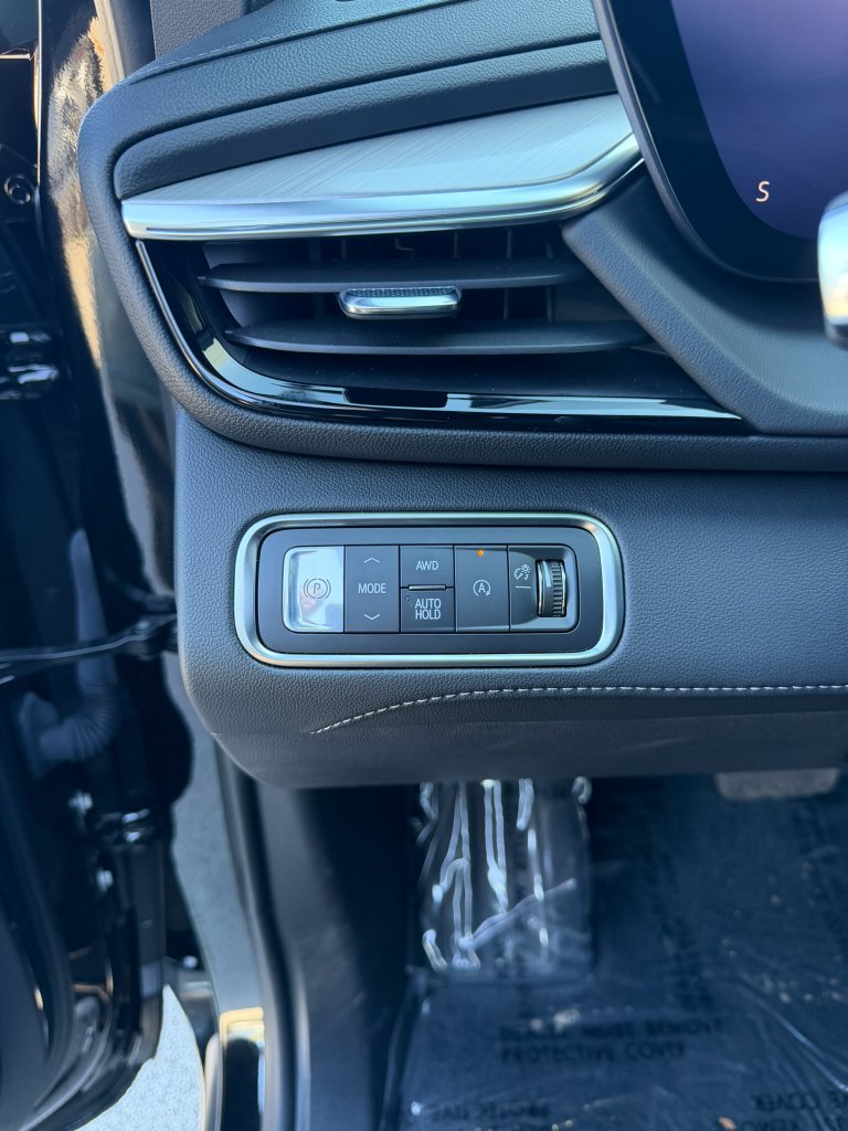 Used 2026 Buick Enclave Avenir w/ Super Cruise Package AWD/4WD image 10
