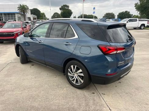 Used 2024 Chevrolet Equinox Premier FWD image 4