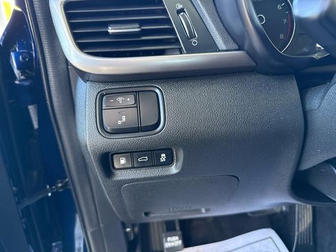 Used 2018 Kia Optima S w/ Pano Sport Package image 19