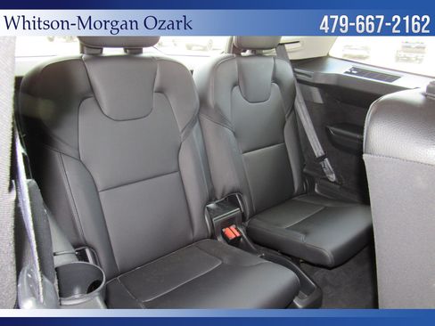 Used 2017 Volvo XC90 T6 Momentum w/ Vision Package AWD/4WD image 27