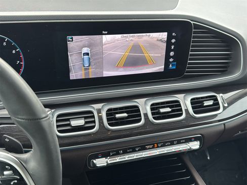 Used 2020 Mercedes-Benz GLE 350 4MATIC image 18