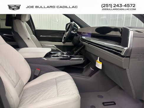 New 2026 Cadillac Escalade IQ Luxury 1 w/ LPO, Floor Liner Package image 12