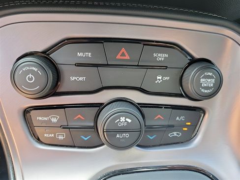 Used 2023 Dodge Challenger SXT RWD image 25