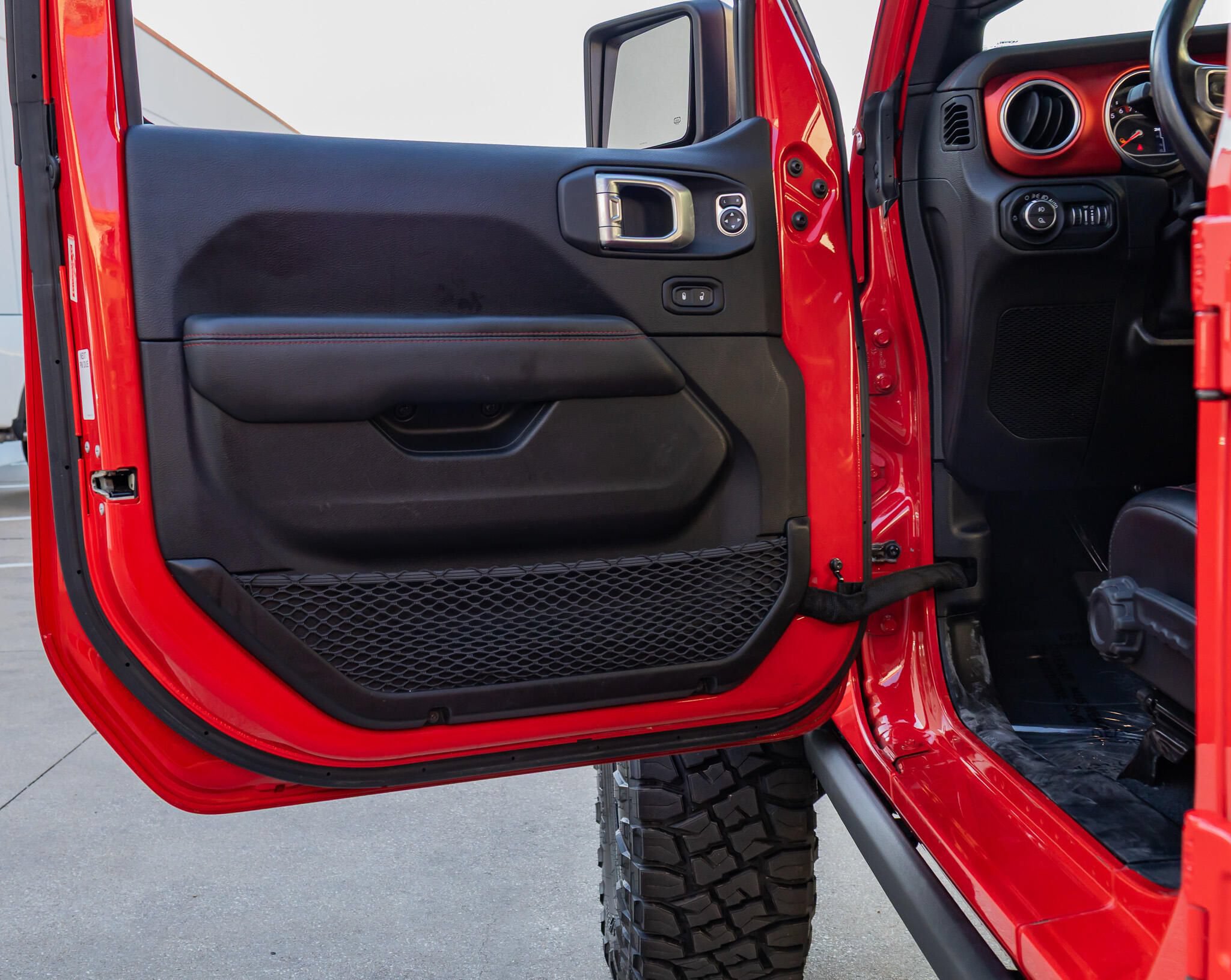 Used 2020 Jeep Gladiator Rubicon AWD/4WD image 36