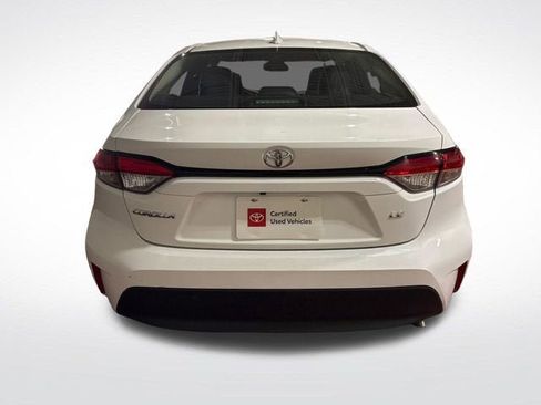 Certified 2024 Toyota Corolla LE FWD image 4