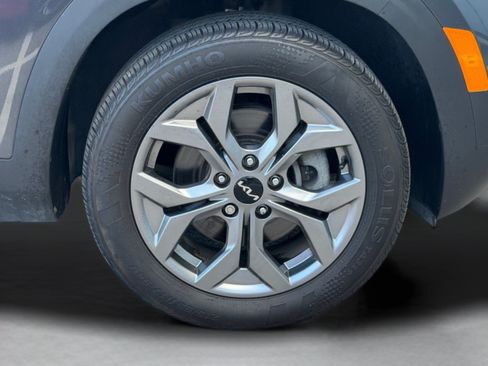 Certified 2024 Kia Seltos S AWD/4WD image 12