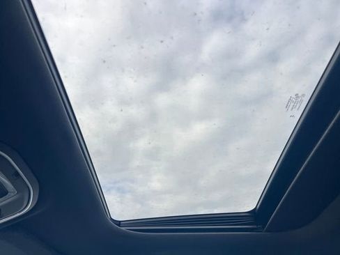 New 2025 Jeep Grand Cherokee L Laredo image 19