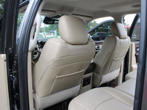 Used 2014 RAM 2500 Laramie w/ Convenience Group image 31