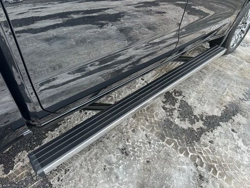 Used 2025 GMC Sierra 1500 Denali Ultimate image 23