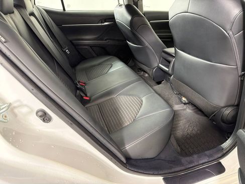 Used 2023 Toyota Camry SE image 15