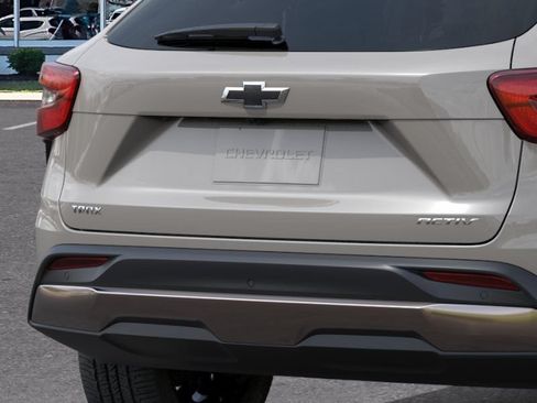 New 2026 Chevrolet Trax ACTIV w/ Driver Confidence Package FWD image 14
