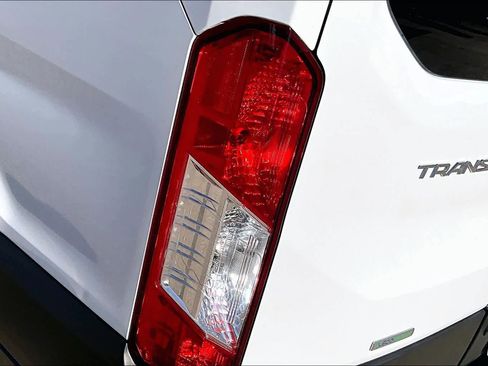 Used 2023 Ford Transit 350 XLT image 26