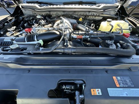 New 2026 Ford F250 Lariat w/ Black Appearance Package image 41