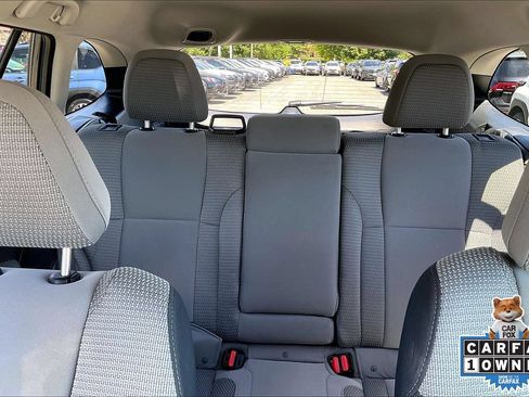 Used 2025 Subaru Outback Premium AWD/4WD image 33