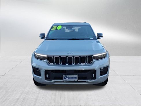 Used 2024 Jeep Grand Cherokee Overland w/ Trailer Tow Package image 9