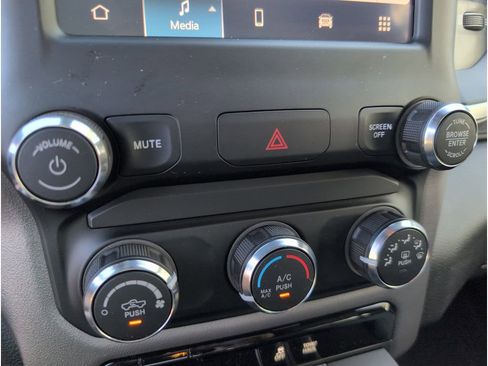 Used 2024 RAM 2500 Big Horn image 16