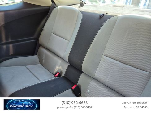 Used 2010 Chevrolet Camaro SS RWD image 12