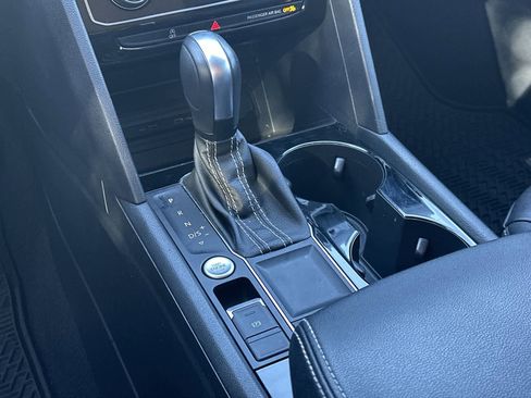 Used 2023 Volkswagen Atlas SE image 23