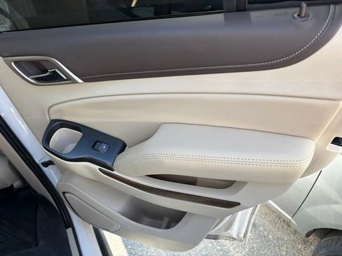 Used 2019 GMC Yukon Denali w/ Denali Ultimate Package AWD/4WD image 21