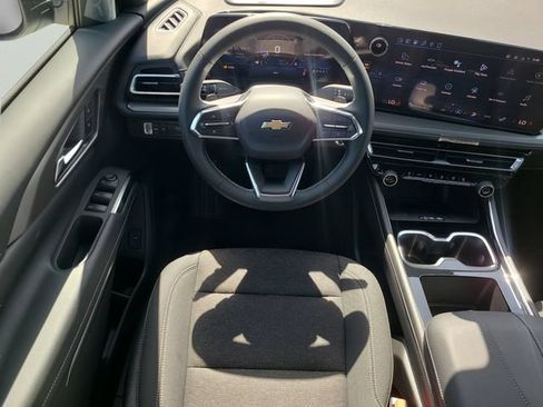 New 2026 Chevrolet Traverse LT FWD image 15