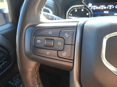 Certified 2022 GMC Sierra 3500 Denali image 17