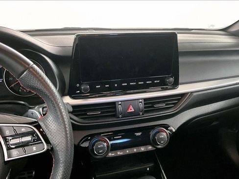 Used 2023 Kia Forte GT image 9