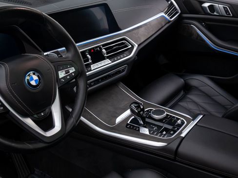 Used 2023 BMW X5 xDrive45e w/ Climate Comfort Package image 12