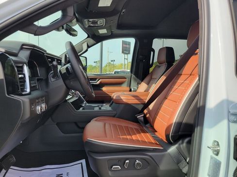 New 2026 GMC Sierra 3500 Denali Ultimate image 22
