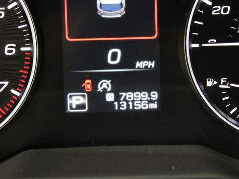 Certified 2025 Subaru Outback Premium w/ Popular Package #1A AWD/4WD image 12