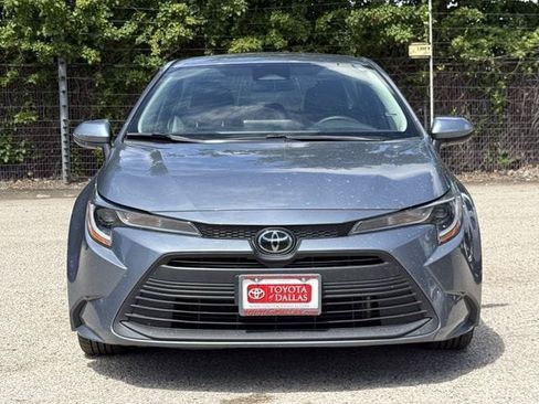Used 2024 Toyota Corolla LE FWD image 8
