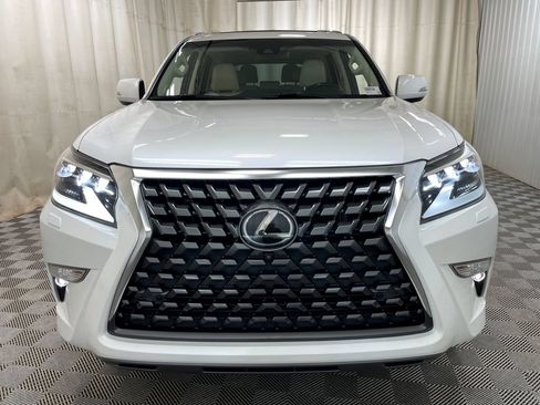 Used 2020 Lexus GX 460 Luxury w/ Accessory Package AWD/4WD image 23