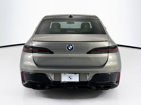Certified 2023 BMW 760i xDrive AWD/4WD image 6
