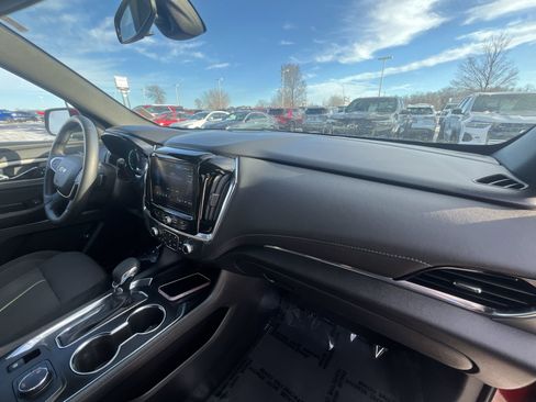 Certified 2023 Chevrolet Traverse LT image 29
