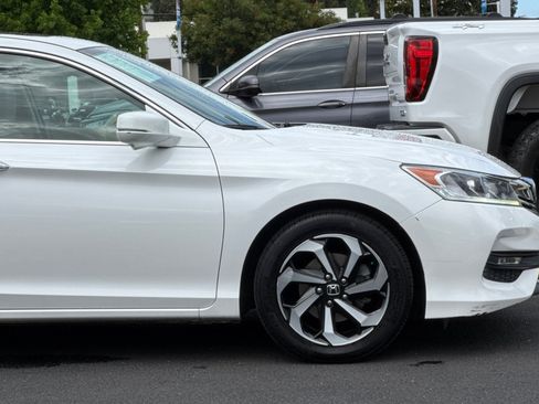 Used 2016 Honda Accord EX-L image 34