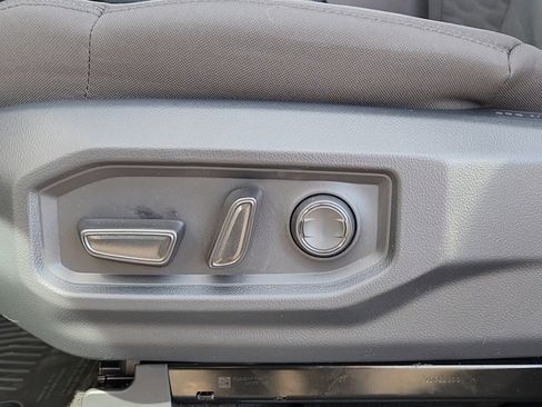 New 2026 Toyota Tundra SR5 image 8