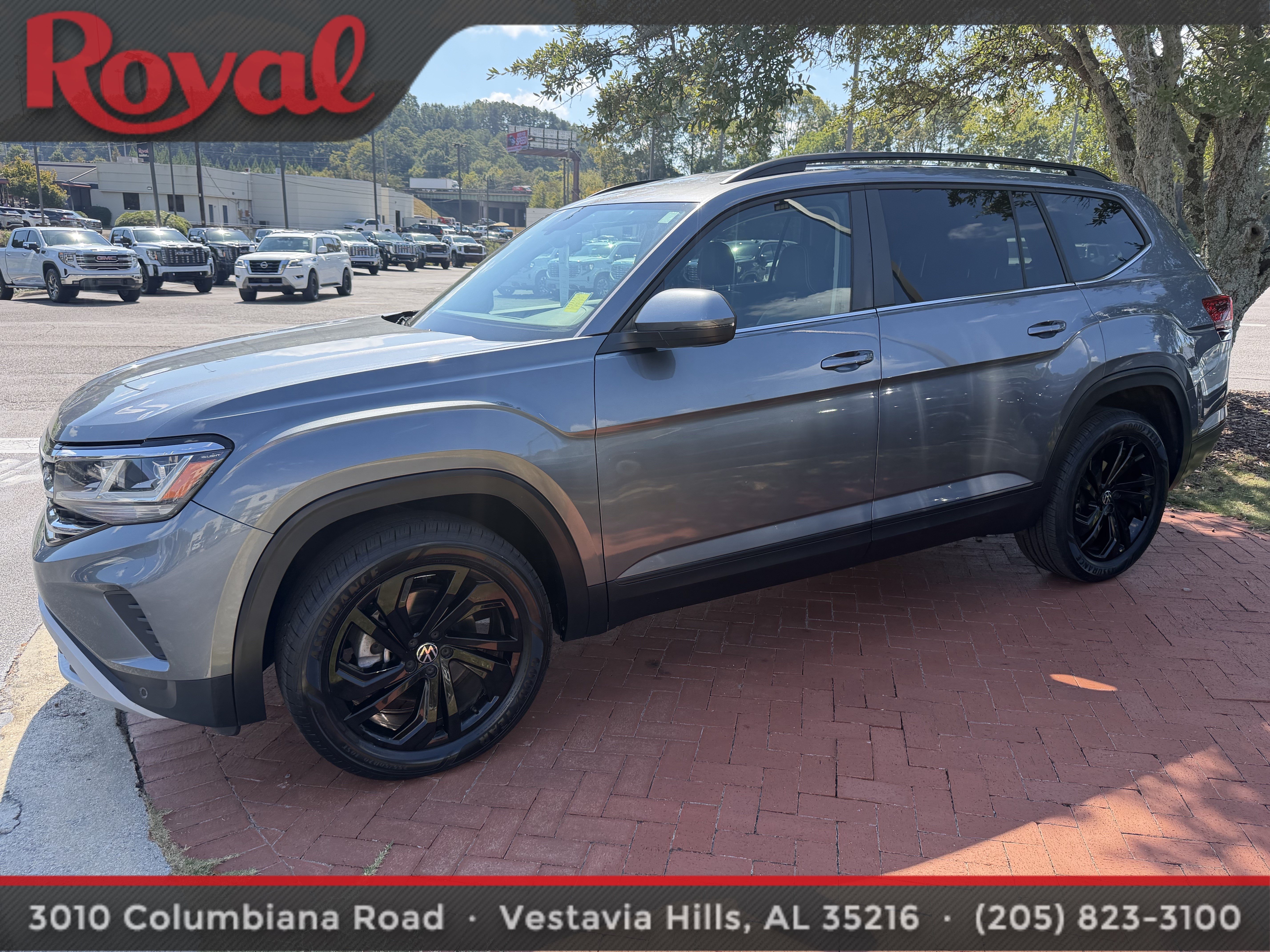 Certified 2023 Volkswagen Atlas SE w/ Black Wheel Package AWD/4WD image 1