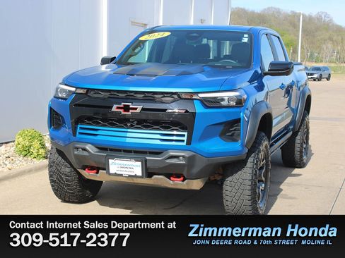 Used 2024 Chevrolet Colorado ZR2 w/ ZR2 Convenience Package III AWD/4WD image 23