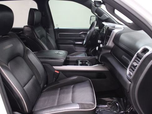 Used 2023 RAM 1500 Laramie AWD/4WD image 23