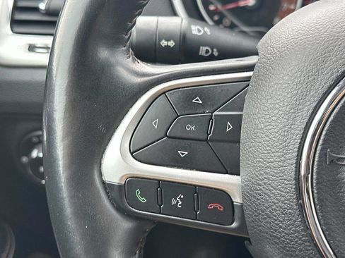 Used 2018 Jeep Compass Latitude w/ Popular Equipment Group AWD/4WD image 22