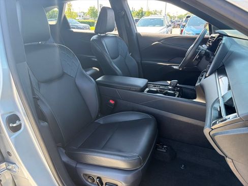 Used 2025 Lexus RX 350 FWD w/ Technology Package image 25